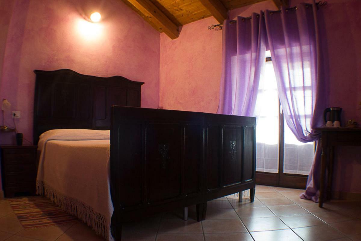 Agriturismo La Ca Veja Монфорте-д'Альба Экстерьер фото